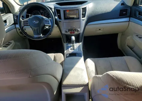 2013 Subaru Outback 2.5I Premium z USA, uszkodzony, nr VIN 4S4BRCCC9D3250682